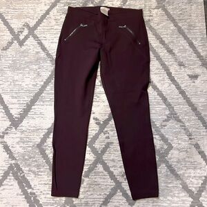 Matty M Leggings with 2 Front Zipper Pockets Size M